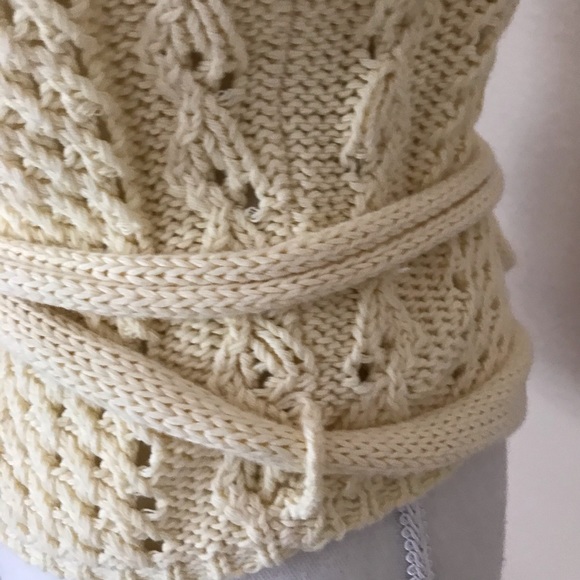 Anthropologie, Moth Chunky Knit Wrap - Picture 5 of 8